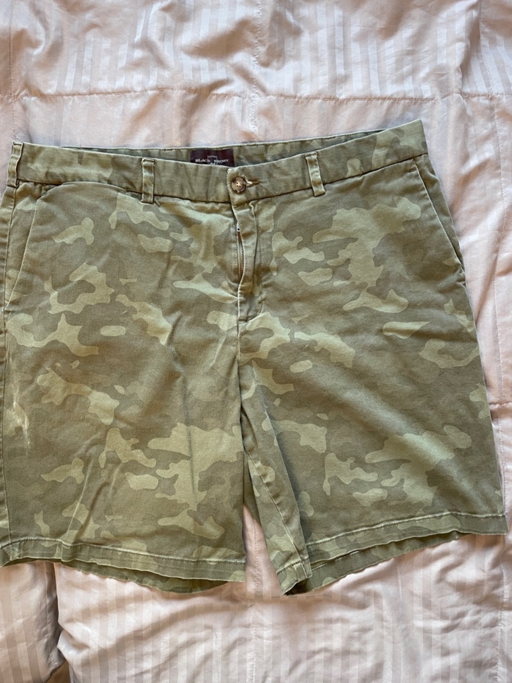 Black Brown 1826 Men's Flat Front Olive Green Shorts
